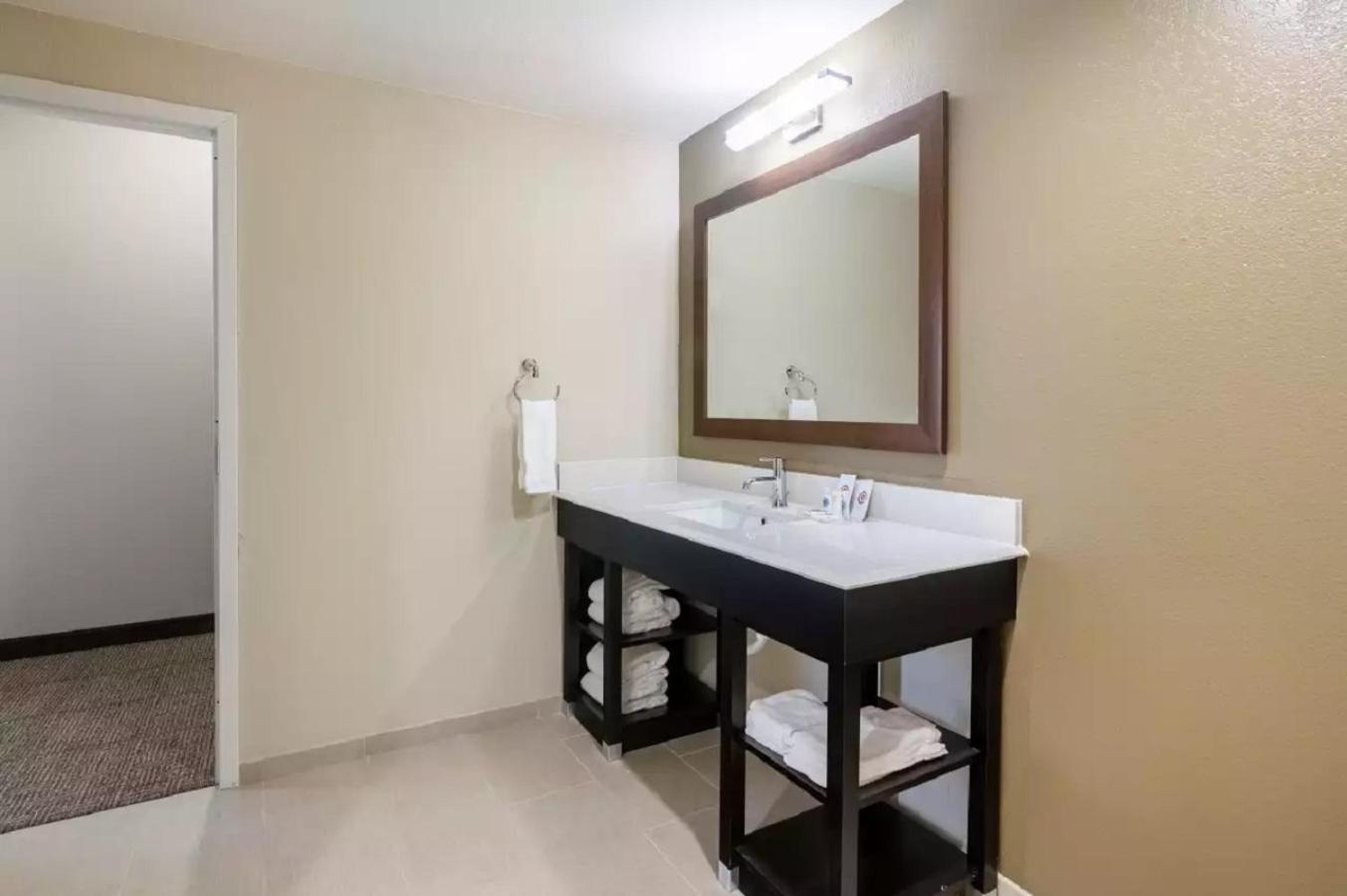Comfort Suites Meridian And I-40 Οκλαχόμα Εξωτερικό φωτογραφία