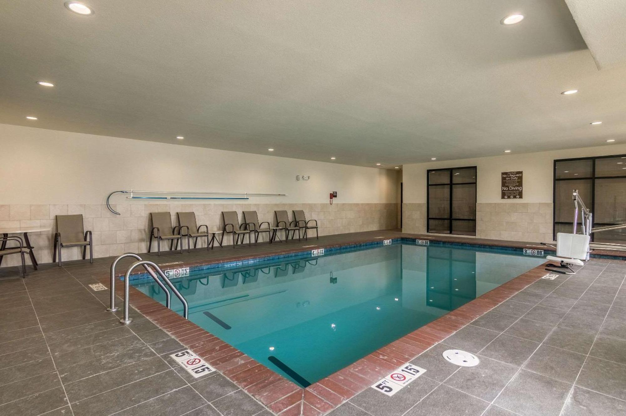 Comfort Suites Meridian And I-40 Οκλαχόμα Εξωτερικό φωτογραφία